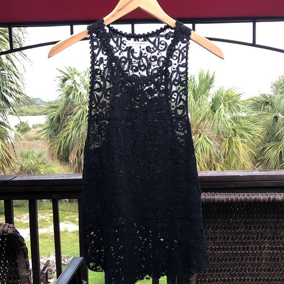 American Eagle Outfitters Tops - American Eagle Lace-ish shirt